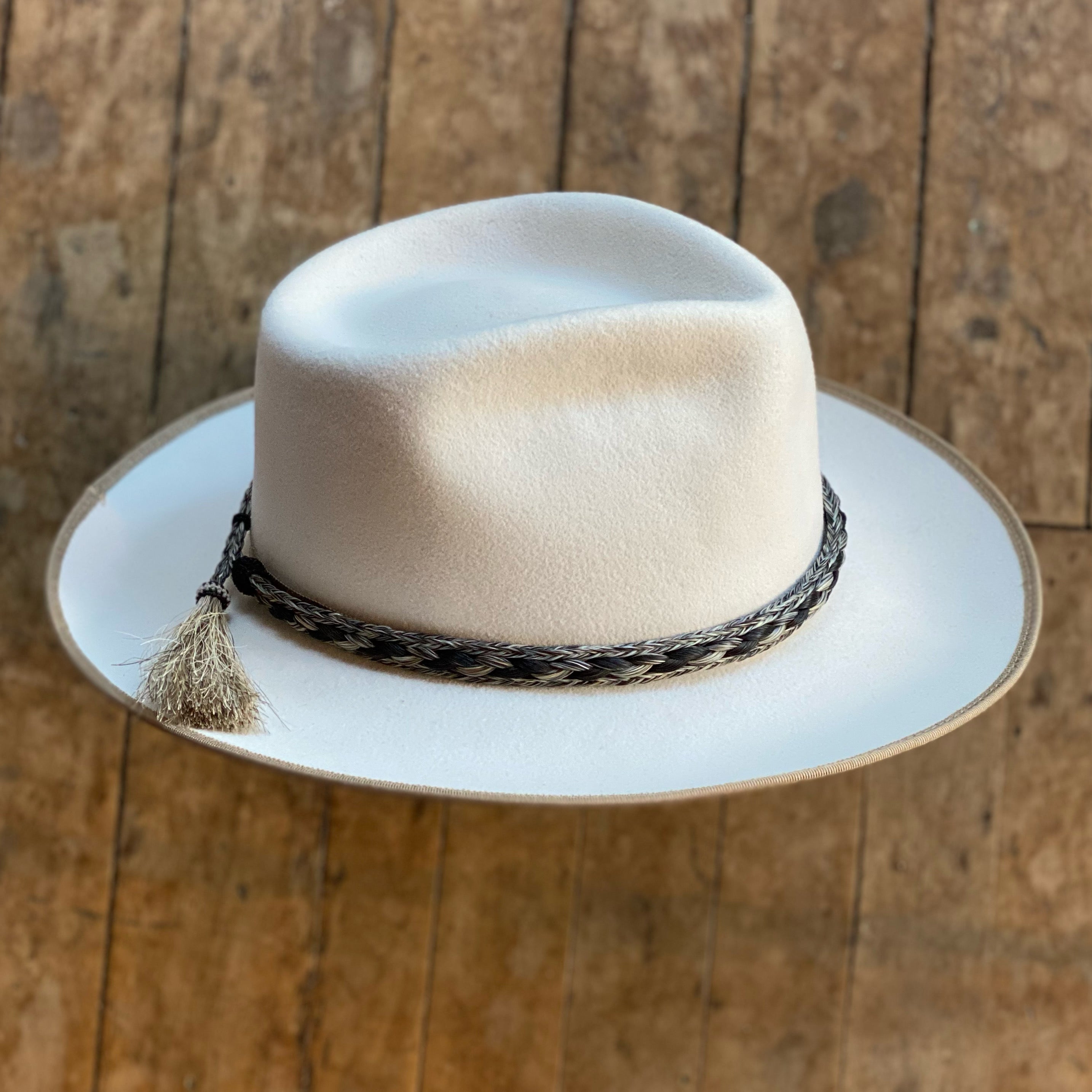 GORGEOUS STETSON WESTERN HAT!Wide-Brim Hat with Braided horsehair hat band! ✨? Twisted Horsehair Hat Band main image 2