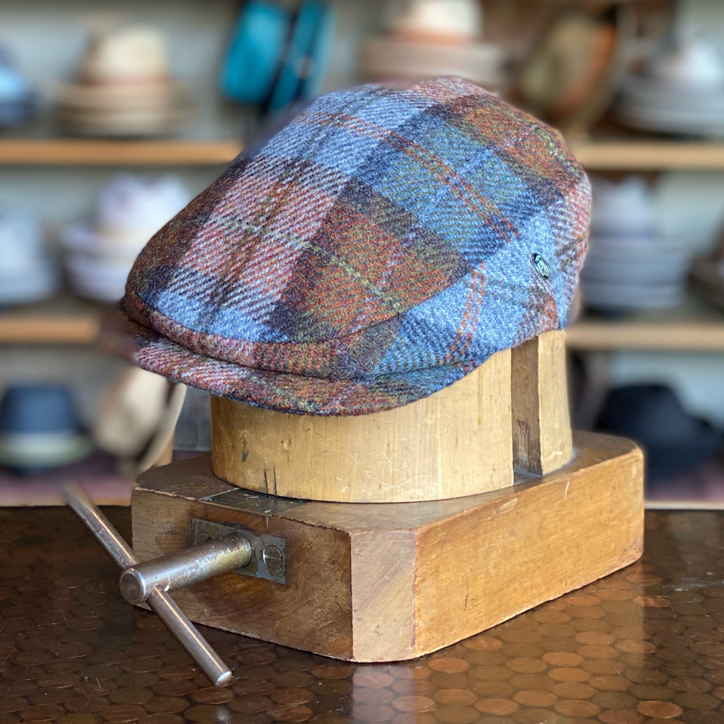 British Plaid Flat Cap Brim On Fifth Small 56 cm