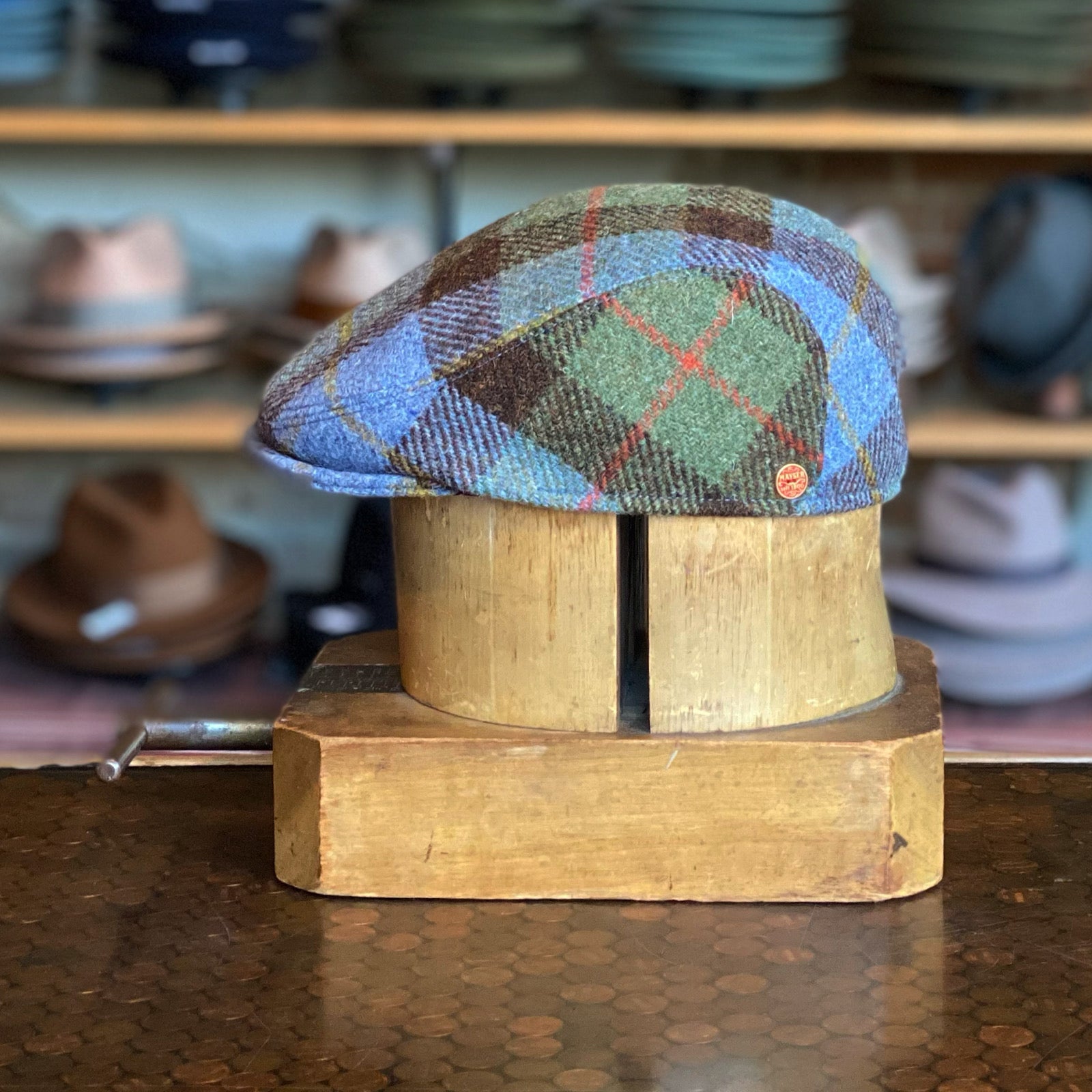 Erik Flat Cap - Harris Tweed Wool Slim Fit Newsboy