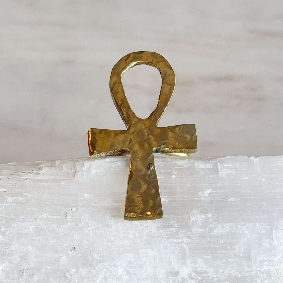 Ank Ring