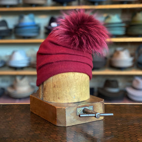 Batis Beanie with Fur Pom Pom
