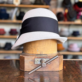 Button Sidewinder Cloche