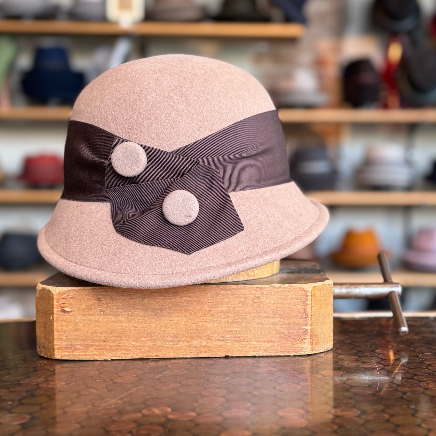 Button Sidewinder Cloche