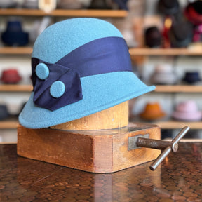 Button Sidewinder Cloche