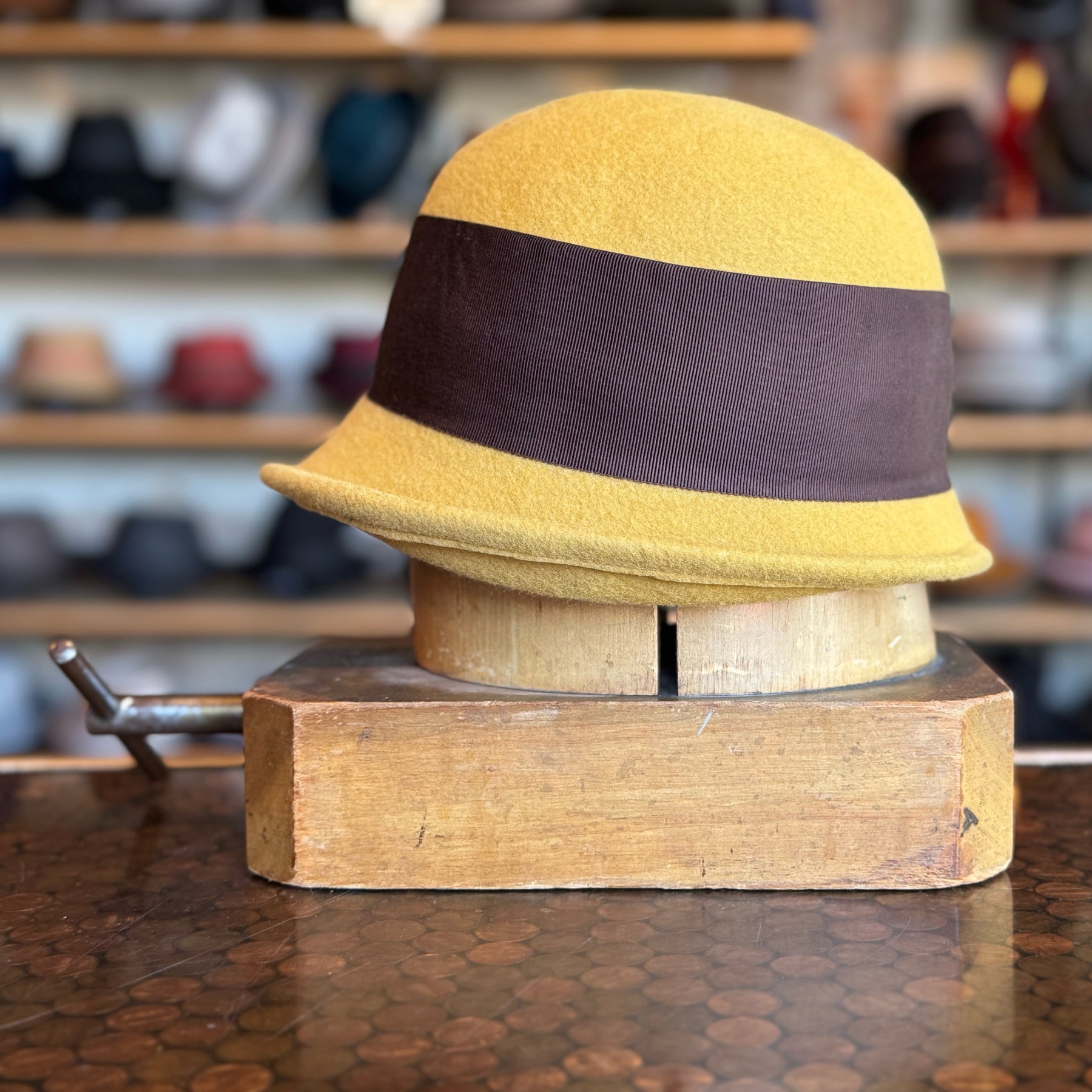 Button Sidewinder Cloche