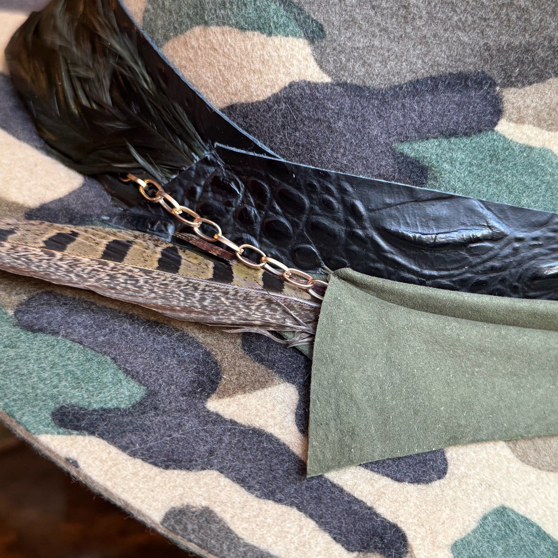 Camo Superpinch Fedora