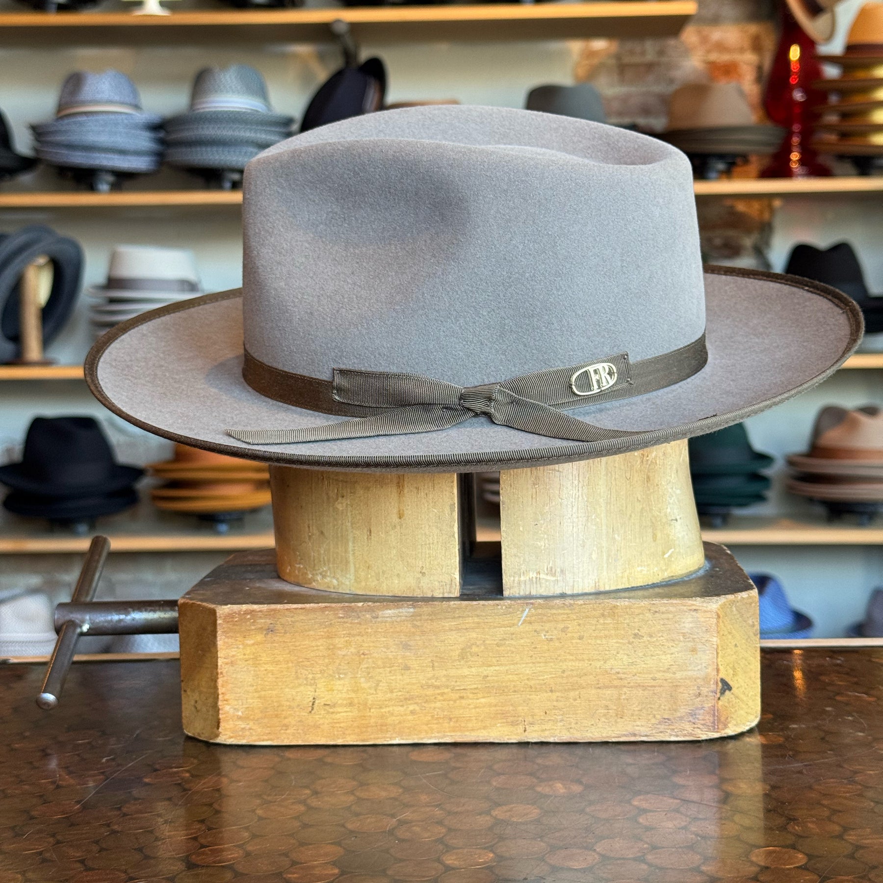 Chet Teardrop Fedora