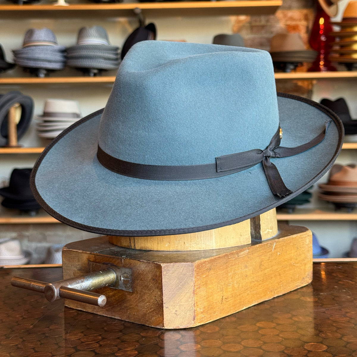 Chet Teardrop Fedora
