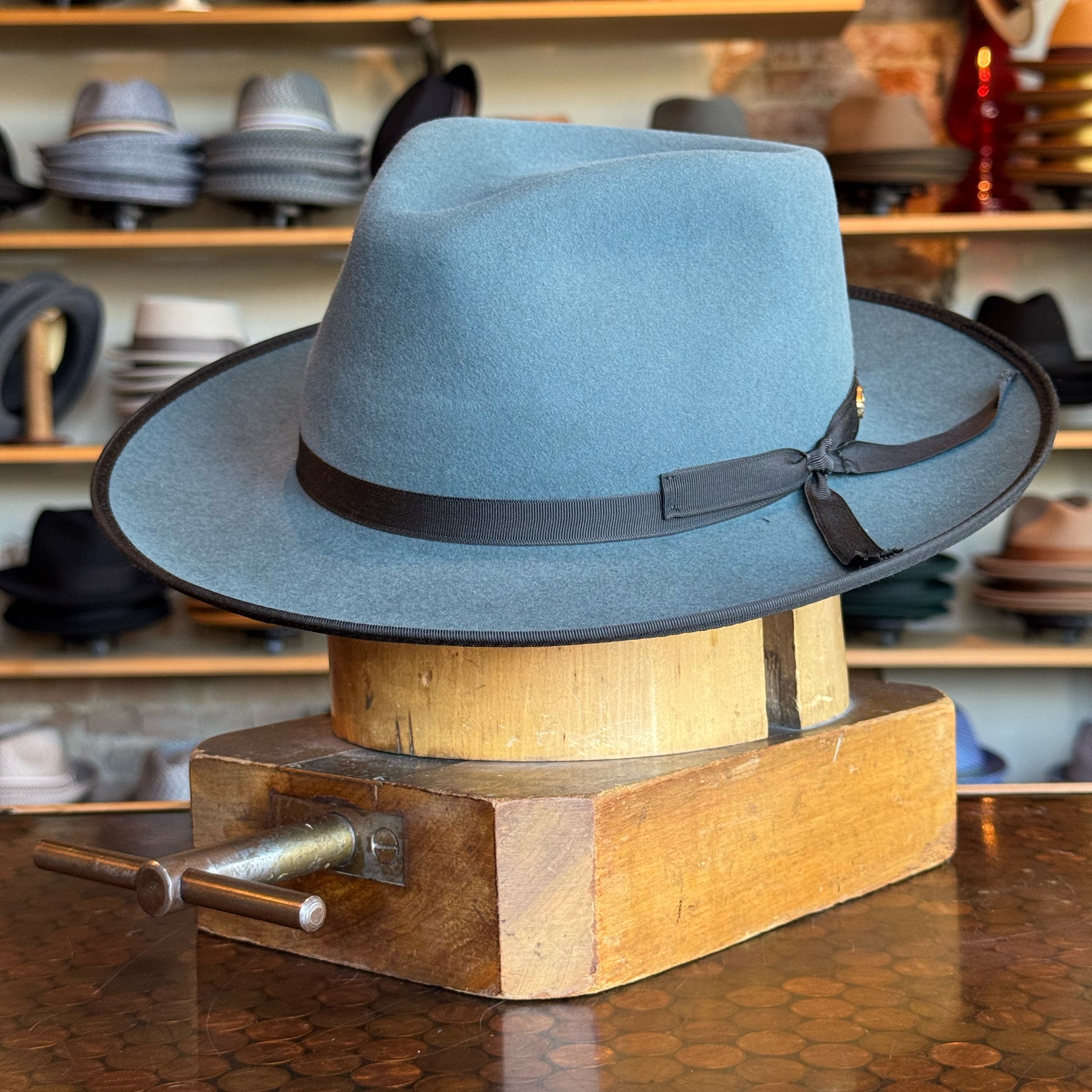 Chet Teardrop Fedora
