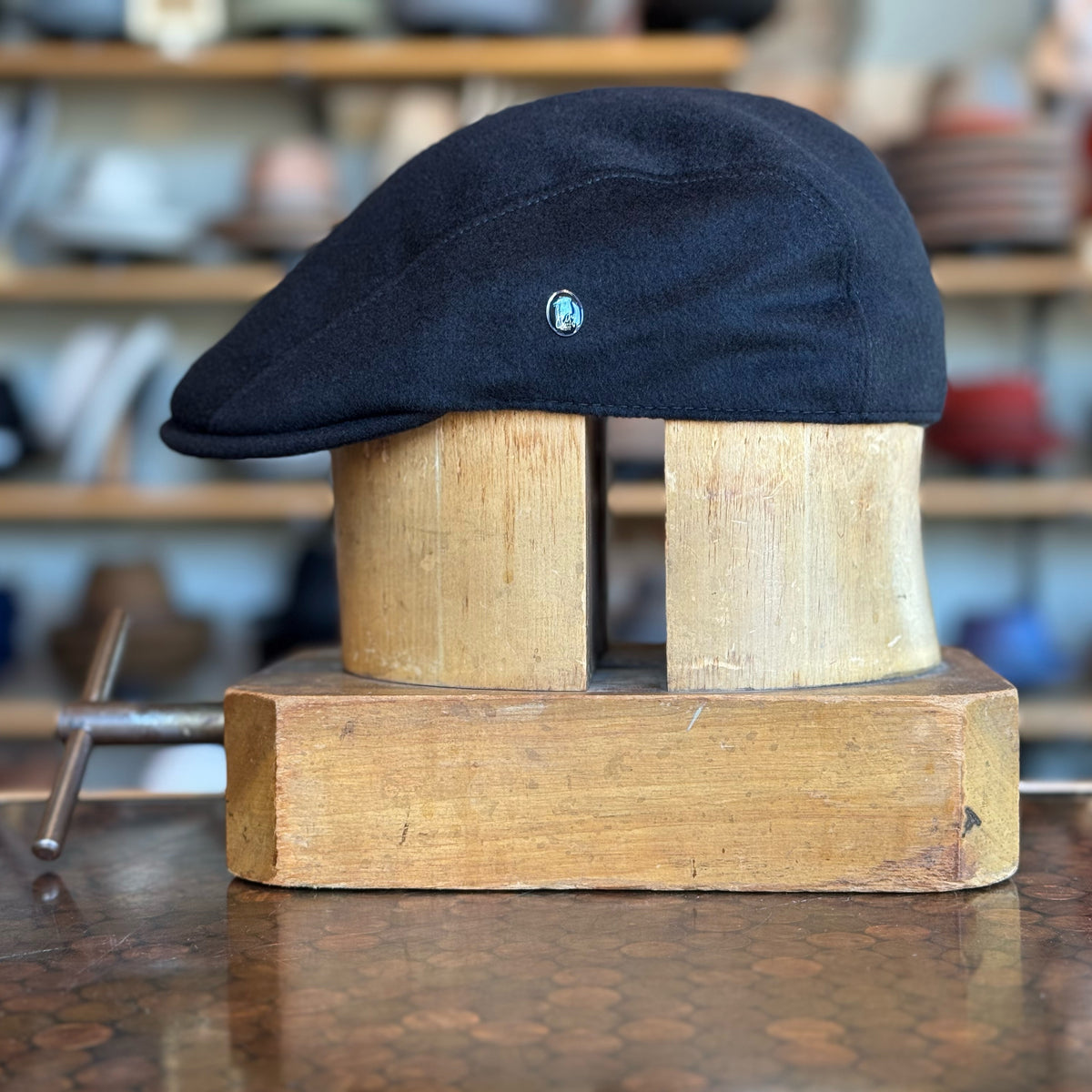 Classic 2-Panel Ivy Cap