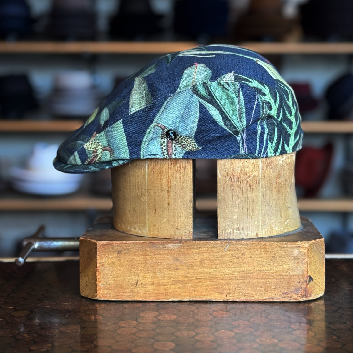 Dark Garden 2-Panel Ivy Cap