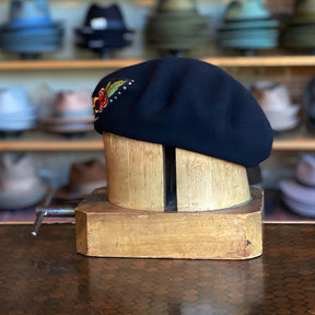 Eser Beret