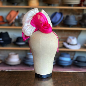 Fifi Fascinator