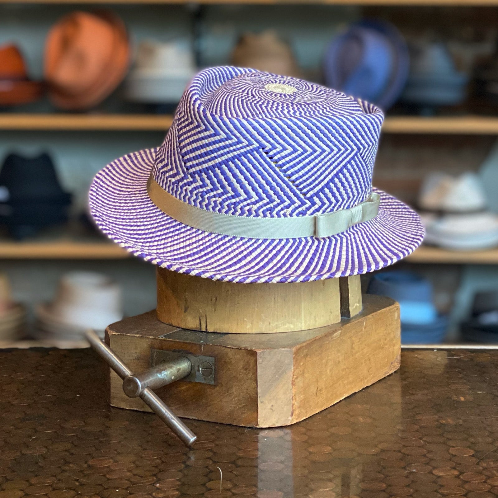 Blue straw fedora hat hotsell