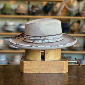 Quixote Superpinch Fedora