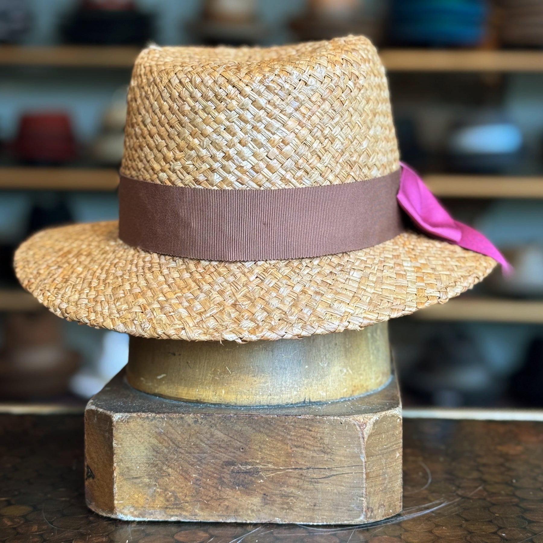 Raffia Pinky
