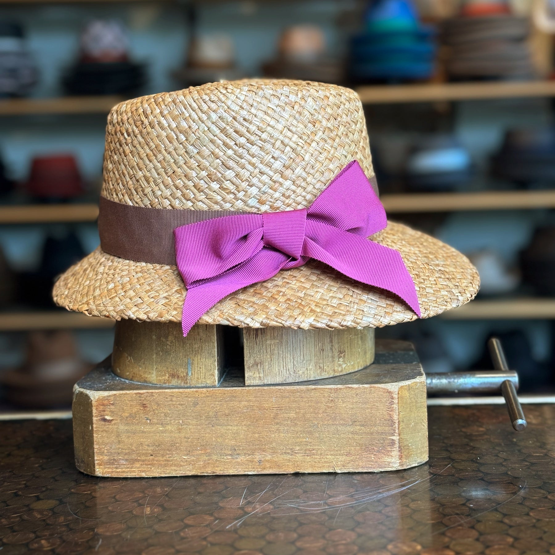 Raffia Pinky