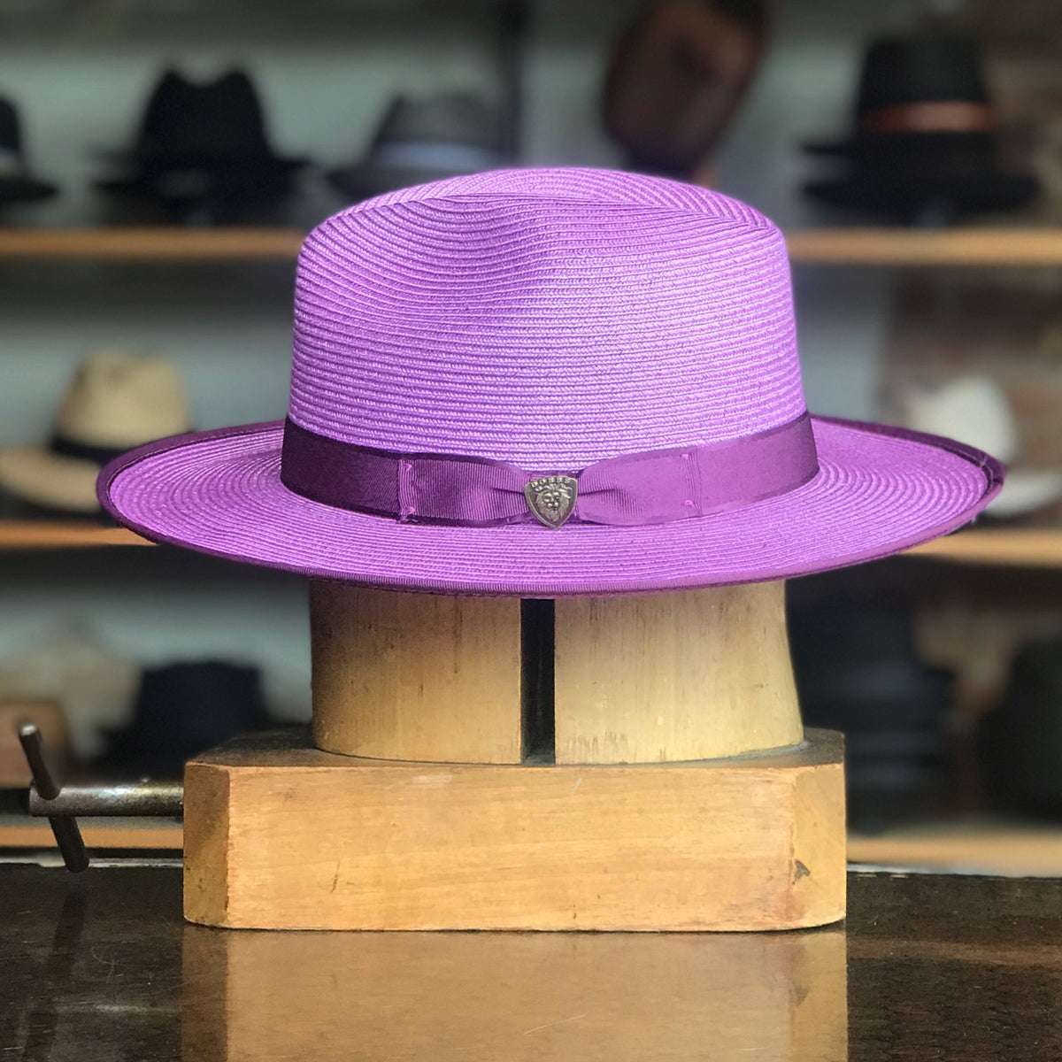 Esquire B