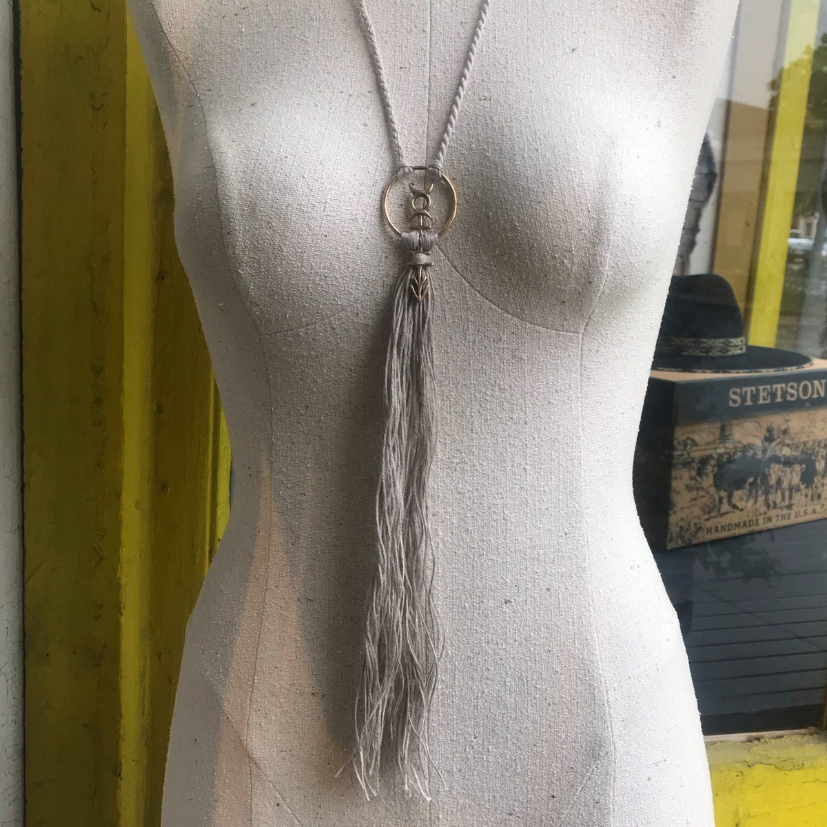 La Luna Linen Necklace