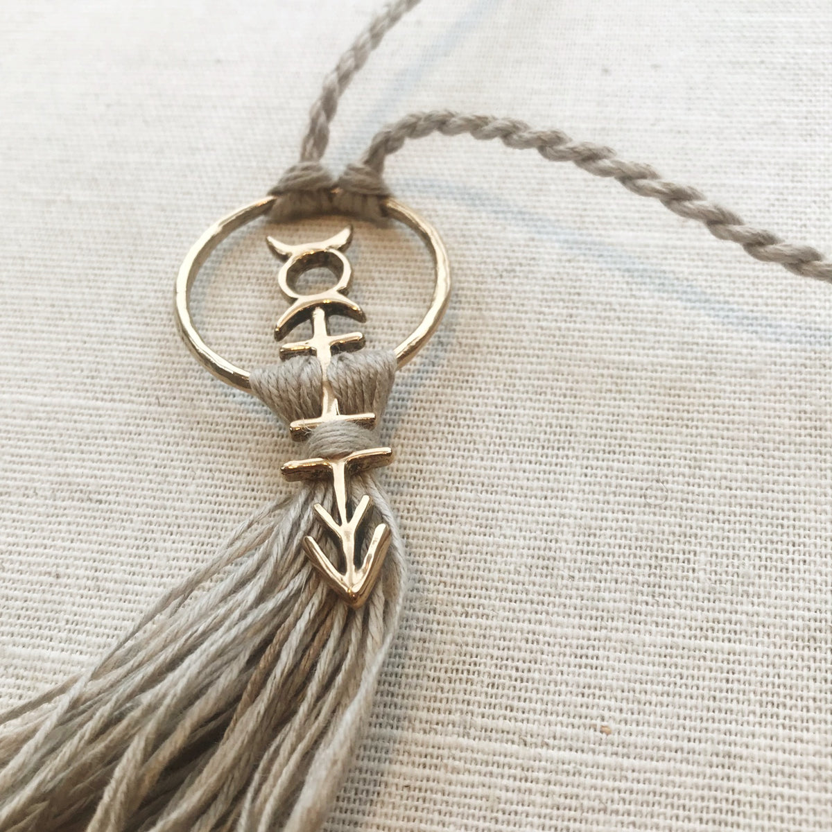 La Luna Linen Necklace